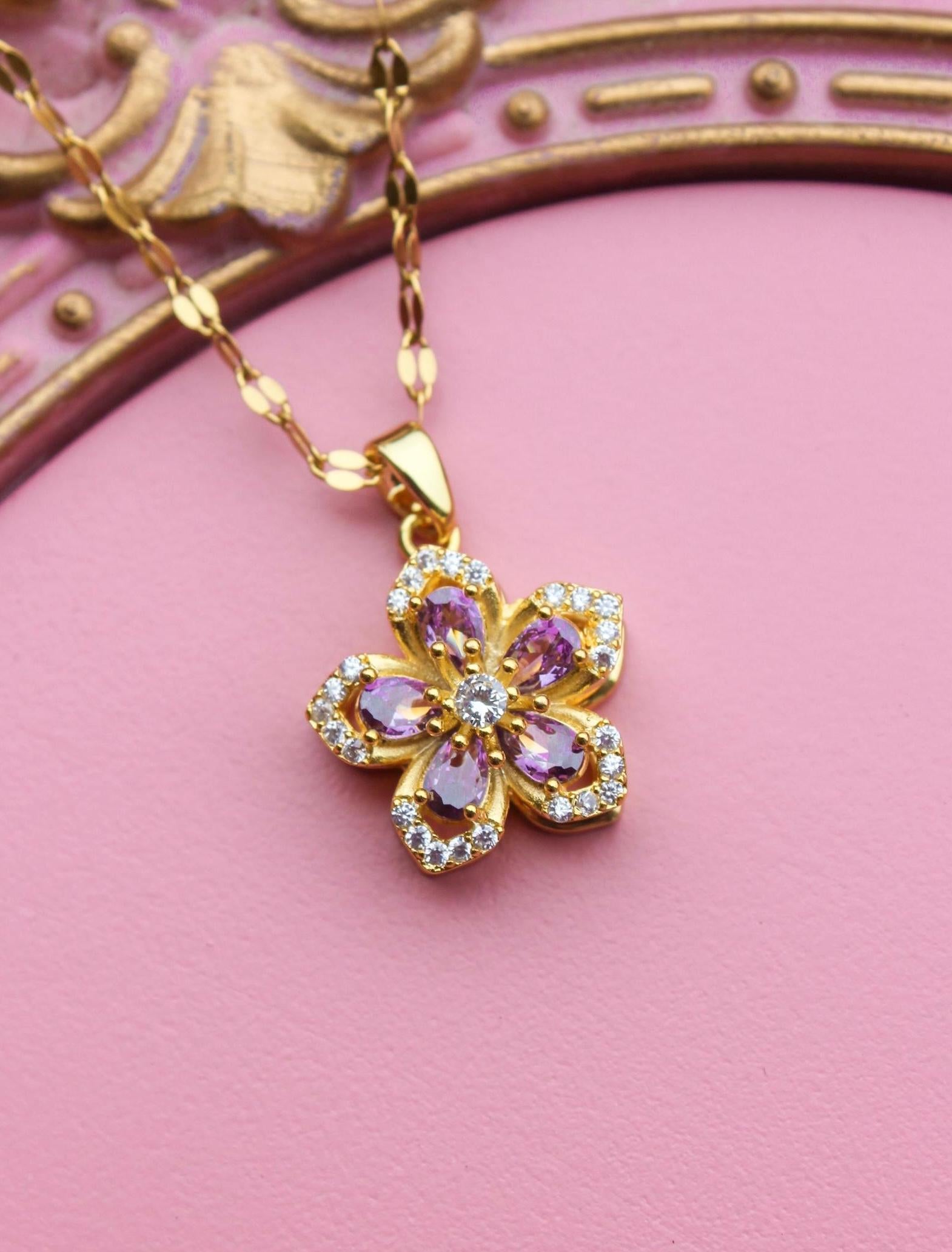 Artemisia - Collana con fiore rotante